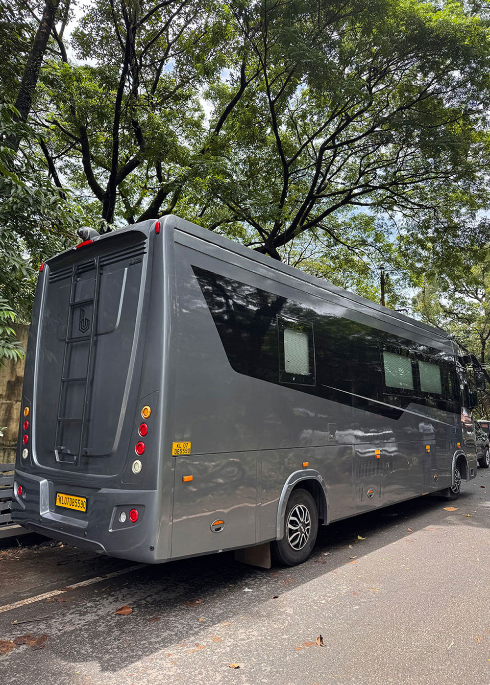 luxury caravan in kerala