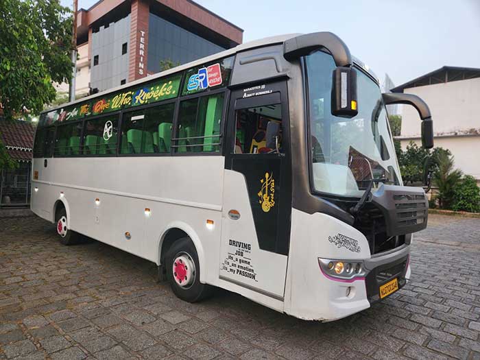 34 seater bus kochi