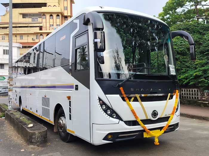 53 seater luxury bus kerala