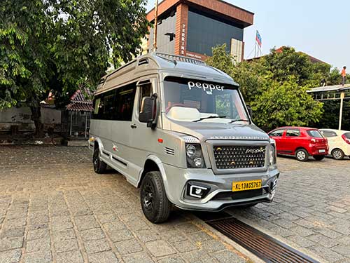 luxury tempo traveller in kerala